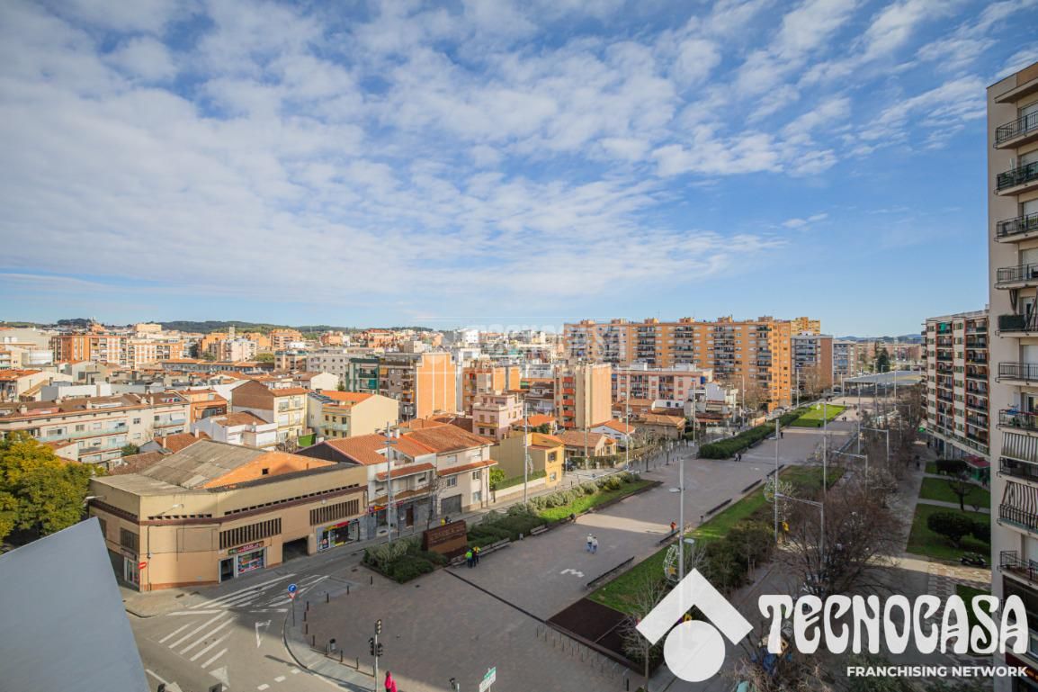Exterior view of Flat for sale in Rubí  with Heating and Balcony