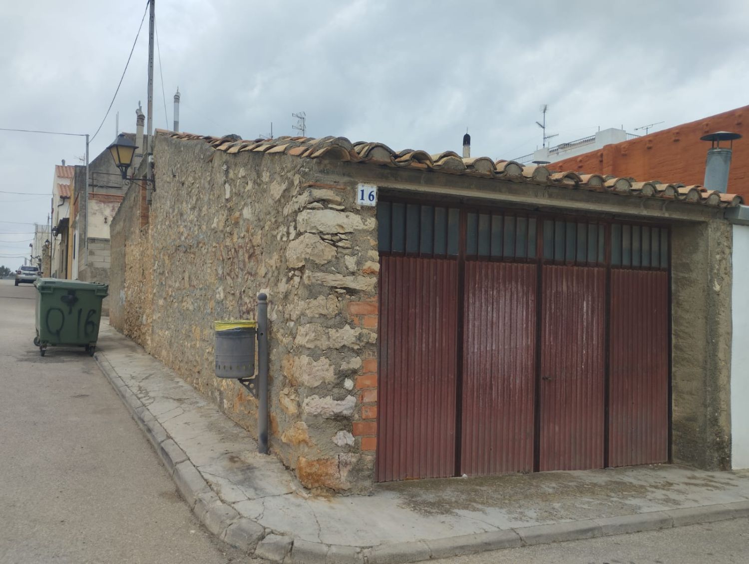 Vista exterior de Garatge en venda en Tírig