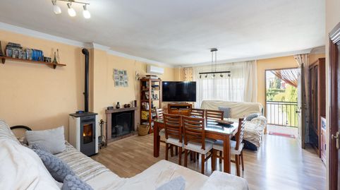 Foto 3 de Casa adosada en venta en Avenida Monteluz, 329, Peligros, Granada