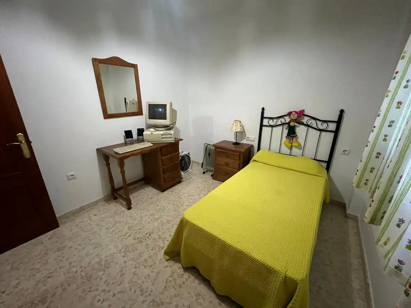 Habitación de Piso en venta en Villamartín con Aire acondicionado