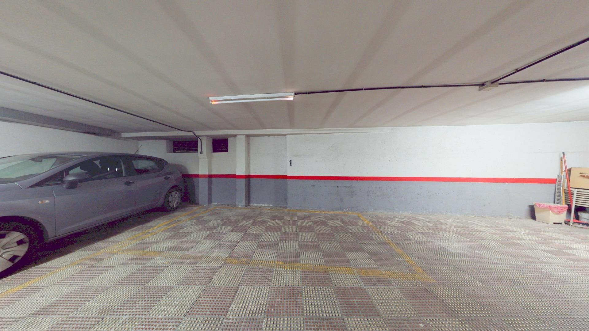Parking of Planta baja for sale in  Madrid Capital