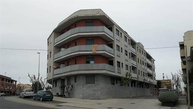 Garaje en Venta en Av Vallmanya en Alcarràs