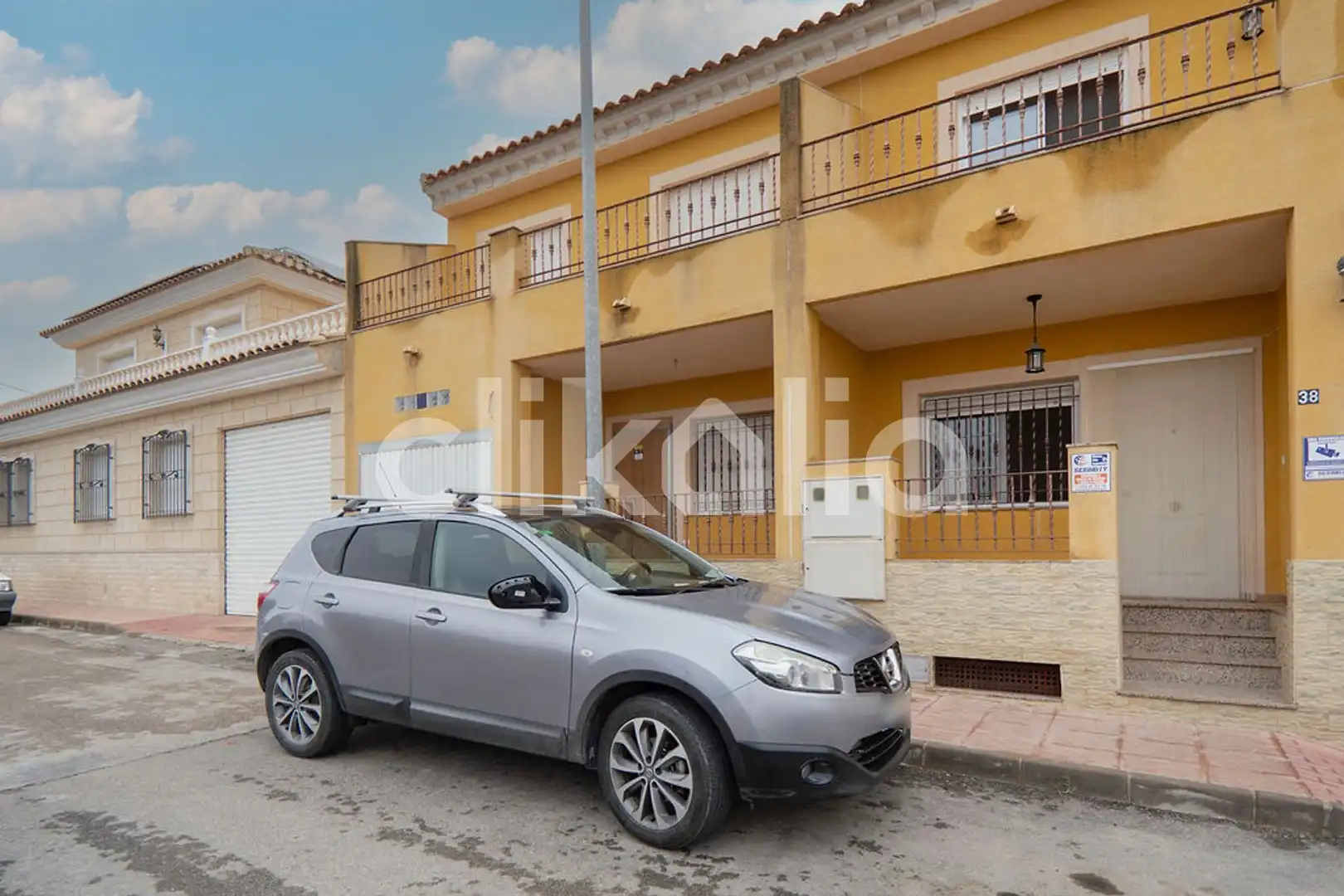 Außenansicht von Wohnung zum Verkauf in Lorca mit Terrasse und Abstellraum