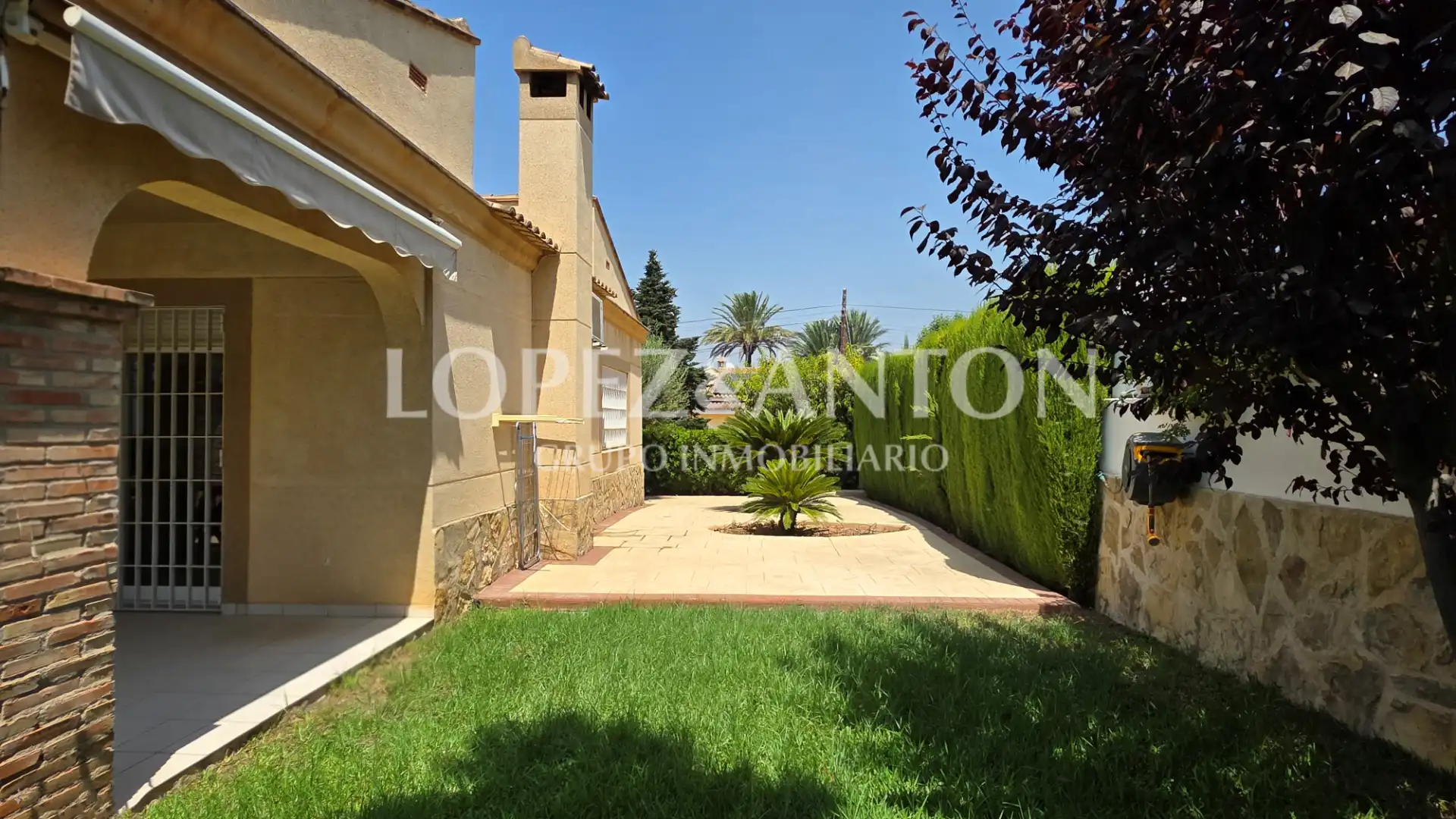 Jardí de Casa o xalet en venda en L'Eliana amb Aire condicionat, Calefacció i Jardí privat
