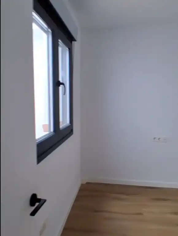 Habitación de Piso en venta en Almería