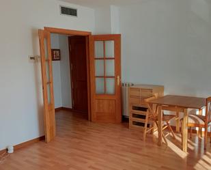 Bedroom of Flat to rent in Getafe  with Air Conditioner, Heating and Parquet flooring