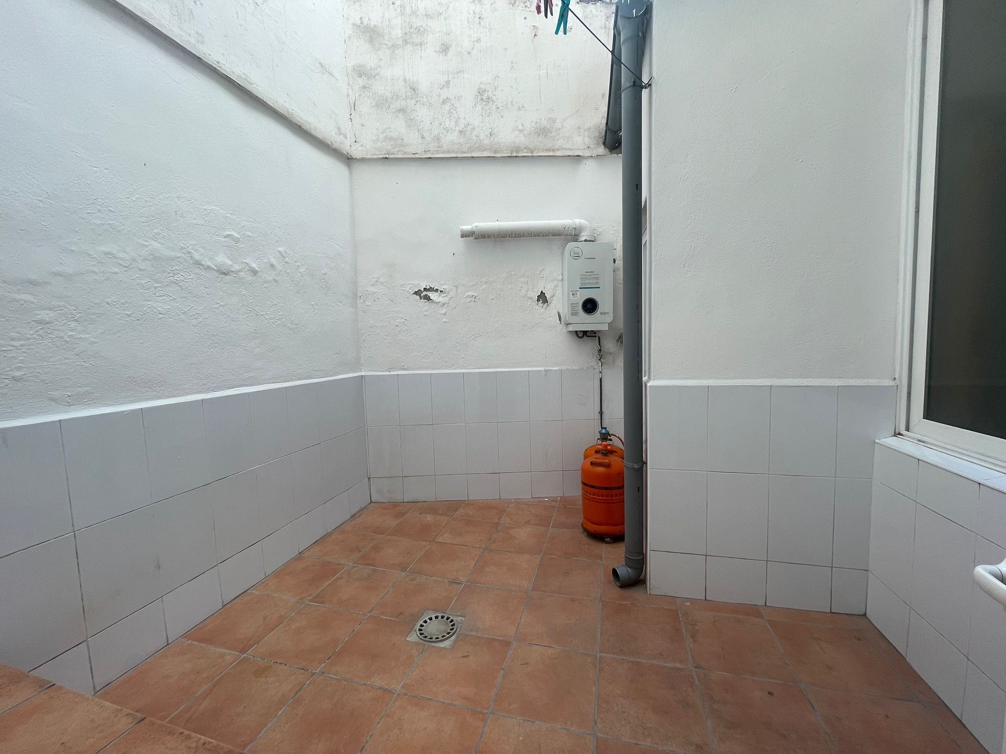 Planta baja for sale in L'Hospitalet de Llobregat  with Terrace