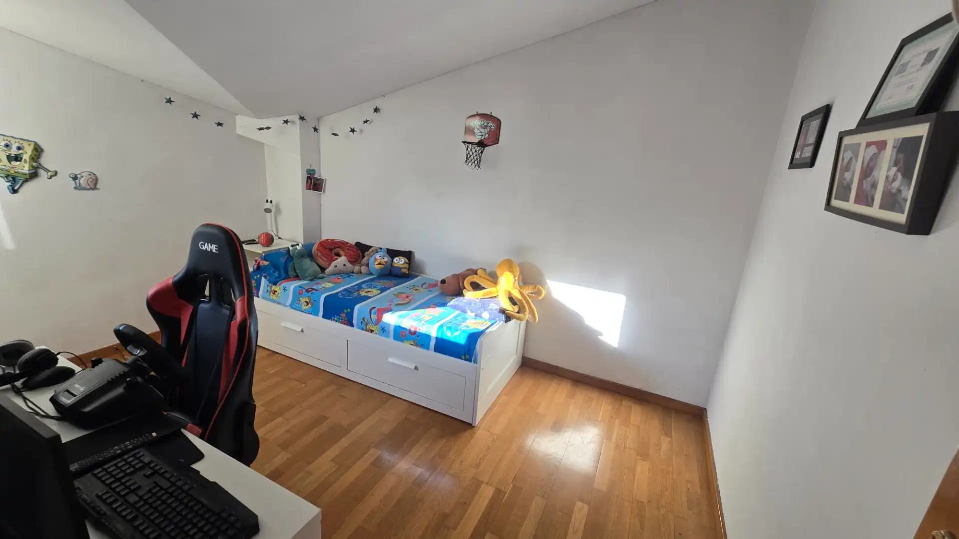 Habitación de Dúplex en venta en Rubí con Aire acondicionado, Calefacción y Parquet