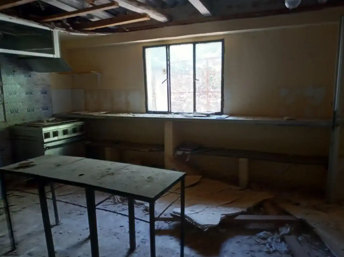 Cuina de Planta baixa en venda en Villafranca de los Caballeros amb Traster