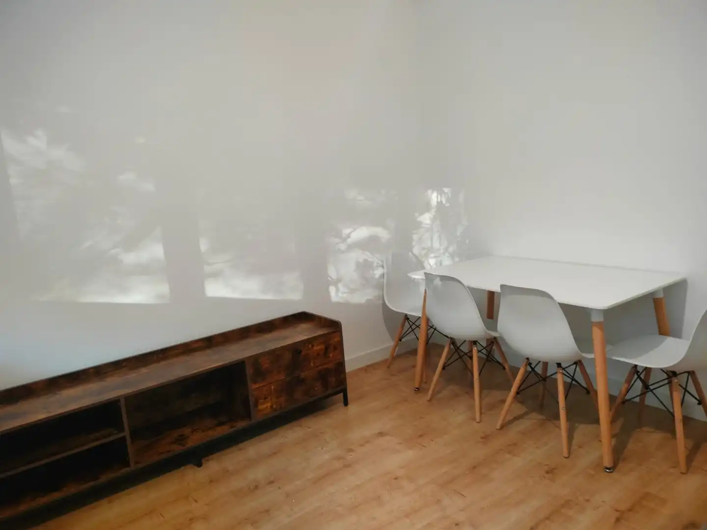 Comedor de Apartamento de alquiler en Valladolid con Calefacción, Horno y Lavadora