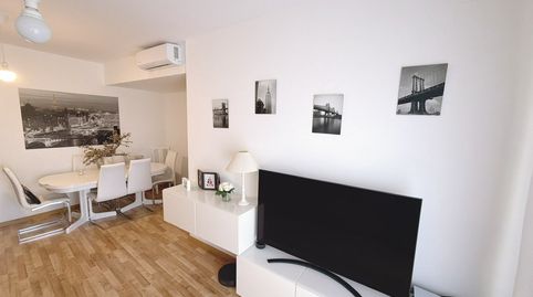 Foto 2 de Piso en venta en Entrenúcleos, Dos Hermanas