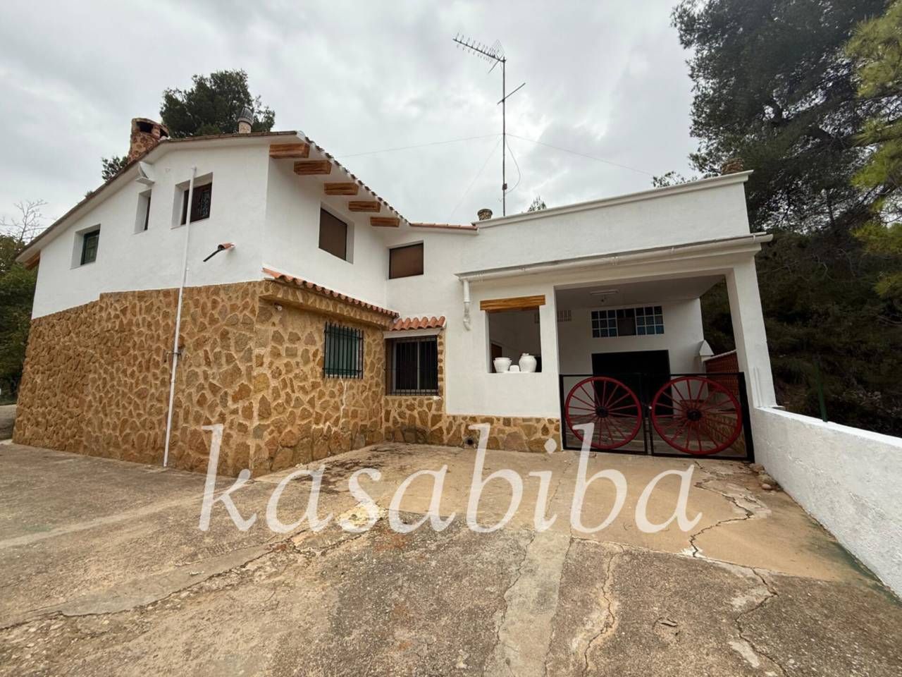 Vista exterior de Finca rústica en venda en Buñol amb Jardí privat i Terrassa