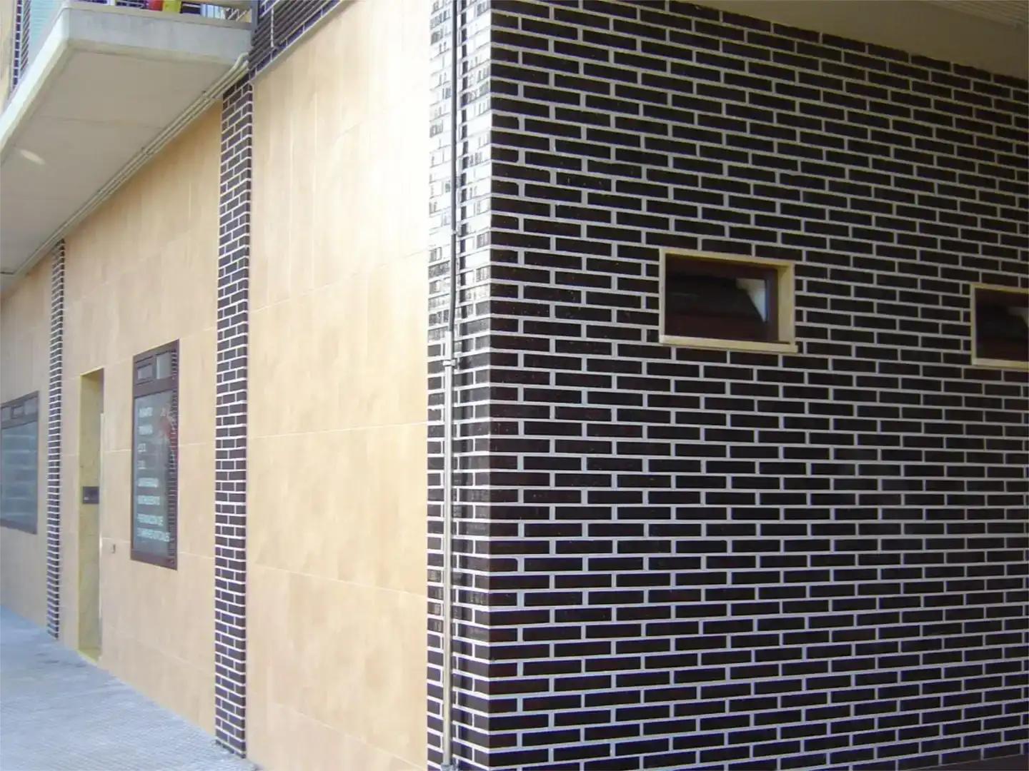 Exterior view of Commercial properties for rent in Avilés  with Furnished
