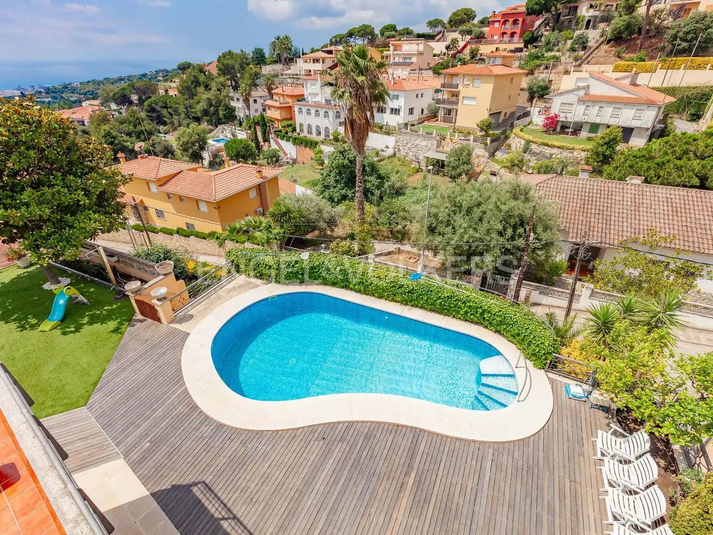 Vista exterior de Casa o chalet en venta en Mataró con Aire acondicionado, Calefacción y Jardín privado