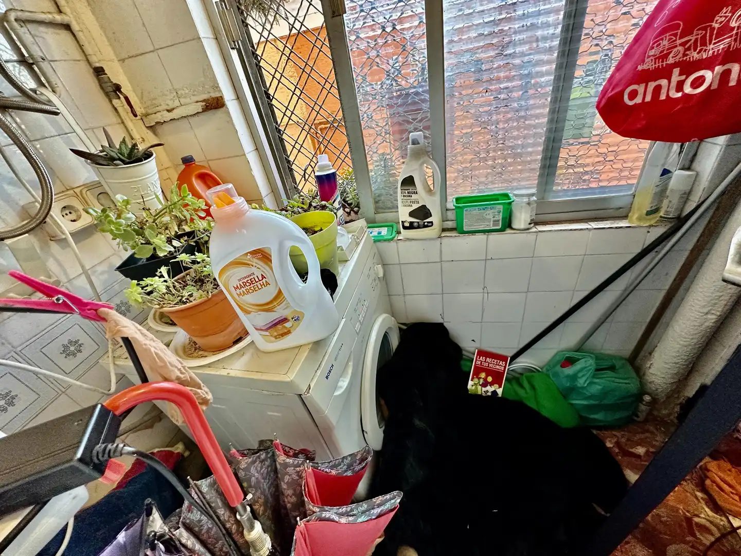 Cocina de Piso en venta en Santa Coloma de Gramenet con Terraza y Balcón