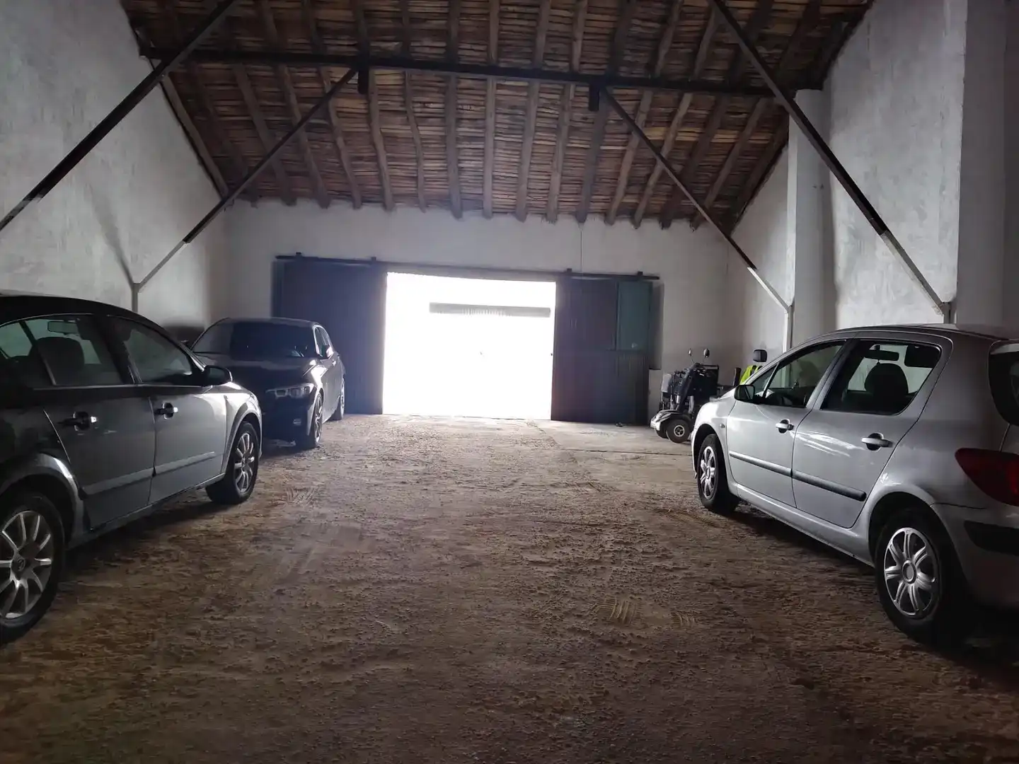Parkplatz von Garage zum Verkauf in Calañas