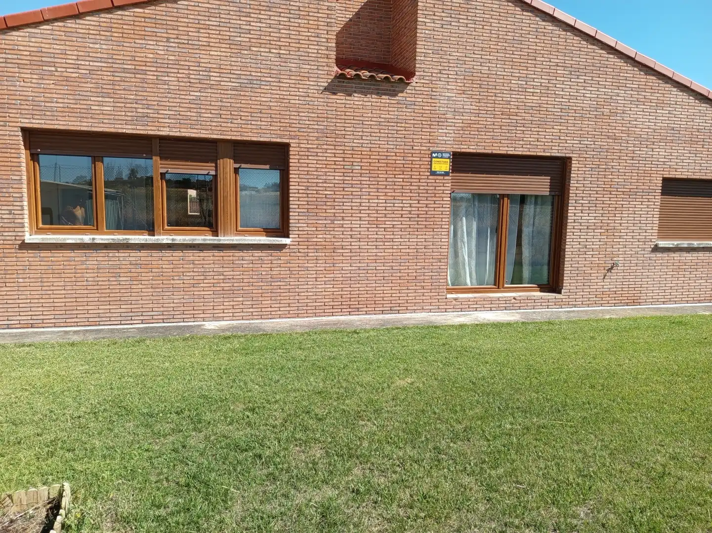 Vista exterior de Casa o xalet en venda en Grijota amb Calefacció i Jardí privat