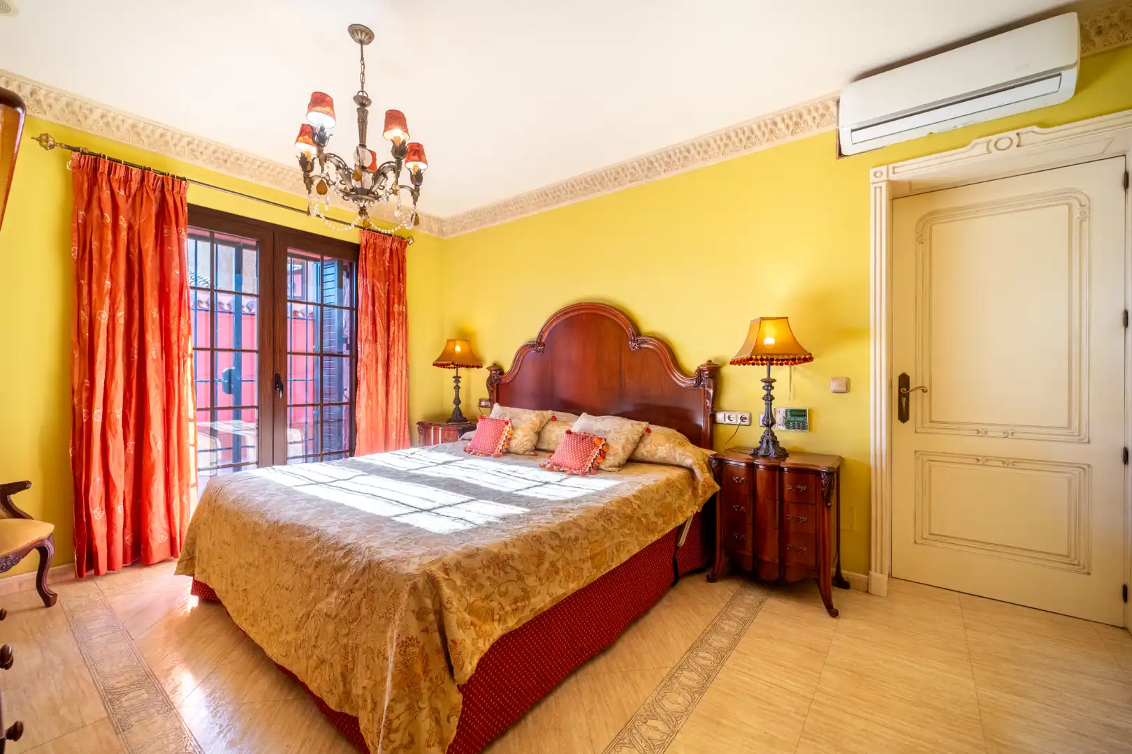 Habitación de Casa o chalet en venta en Mijas con Aire acondicionado, Calefacción y Jardín privado