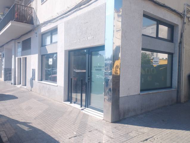 Local comercial en Alquiler en Avenida la Serrana en La Plata