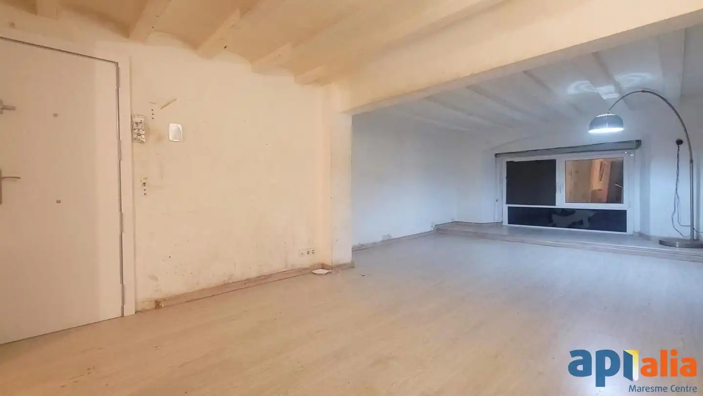 Duplexes for sale in Barcelona  with Parquet flooring