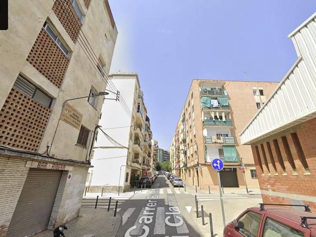 Piso en Venta en  BOMBERS MADERN I CLARIANA en El Palau - Escorxador