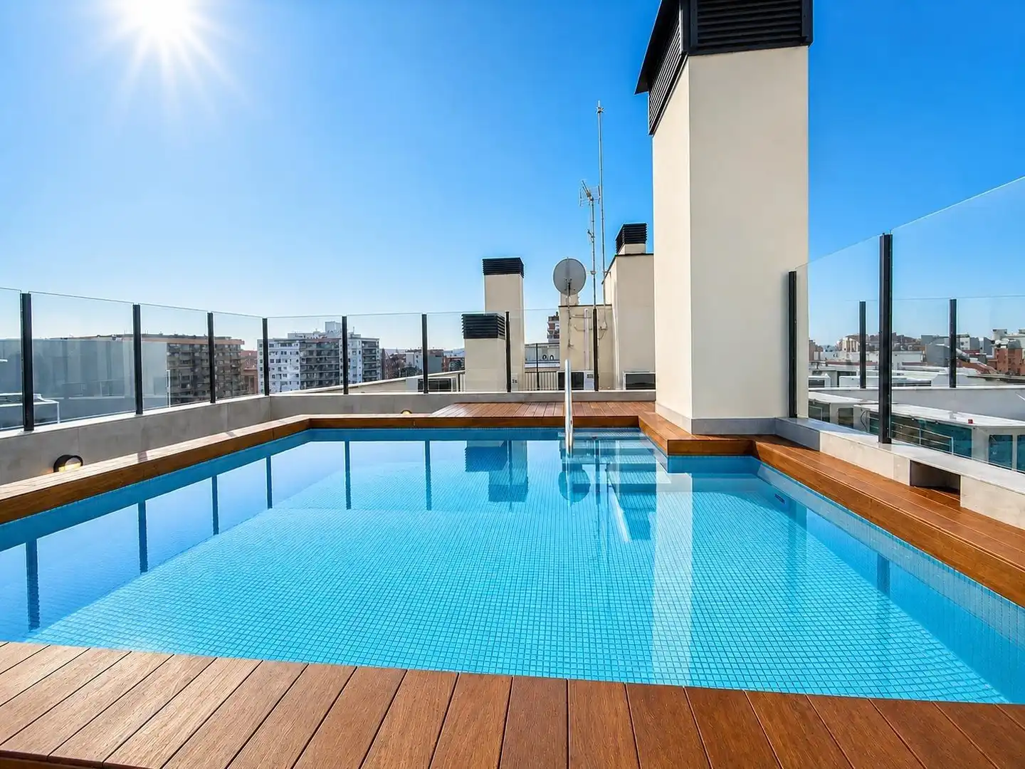 Piscina de Piso en venta en Barcelona con Aire acondicionado, Calefacción y Parquet
