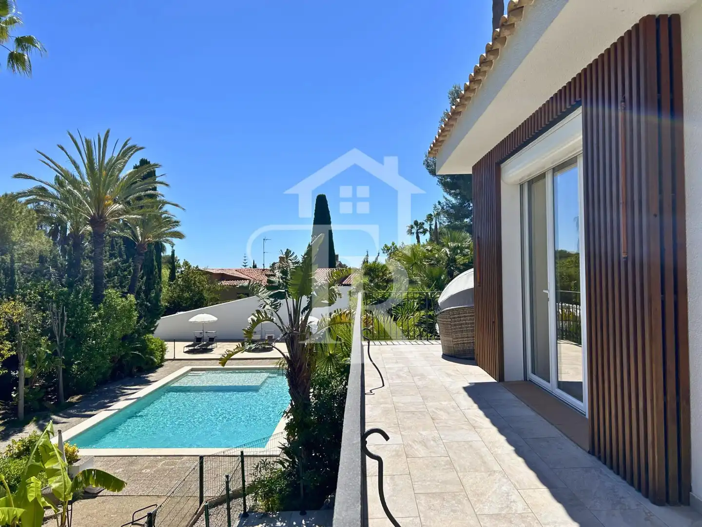 Vista exterior de Casa o chalet en venta en Roda de Berà con Aire acondicionado, Calefacción y Jardín privado