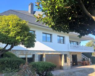 Vista exterior de Casa o xalet en venda en A Coruña Capital  amb Aire condicionat, Terrassa i Balcó