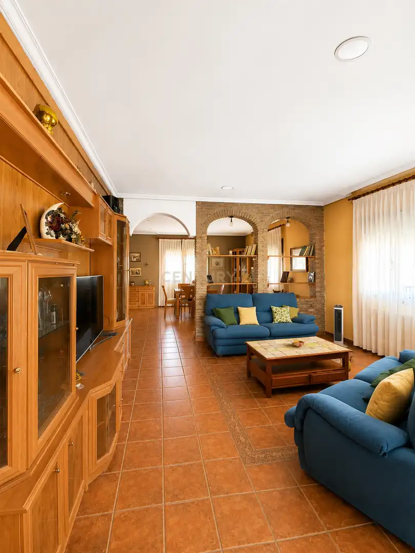 Living room of Houses for sale in Herrera de Alcántara  with Air Conditioner, Swimming Pool and Balcony