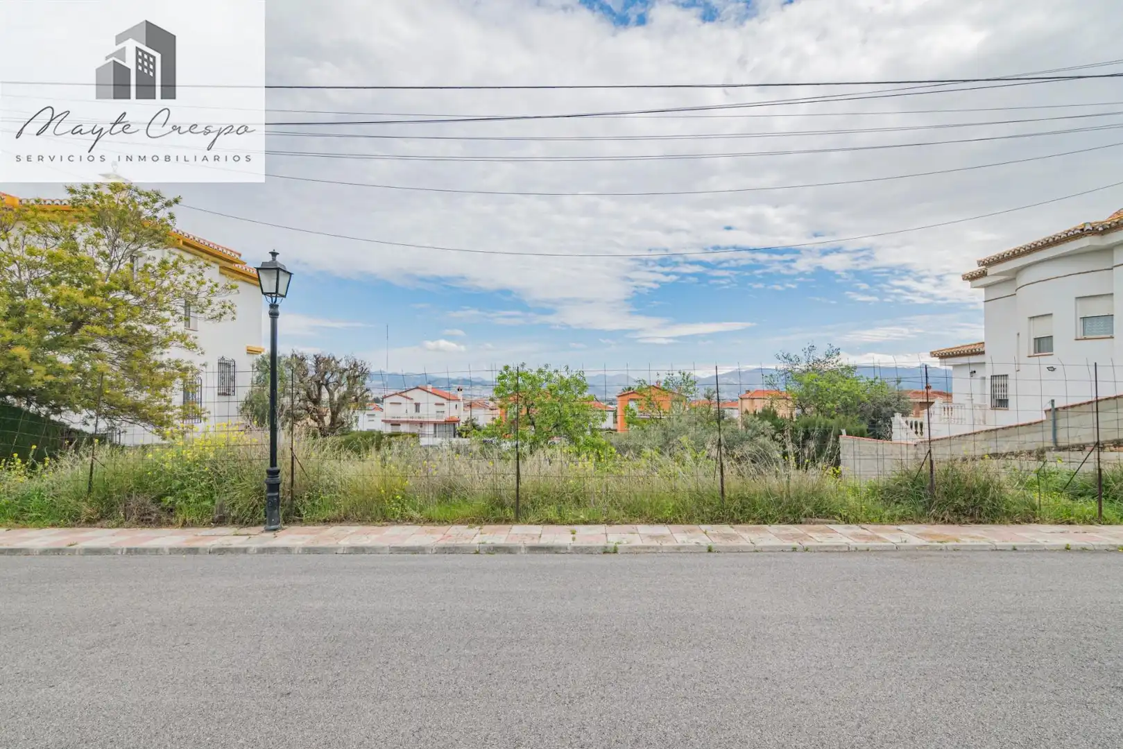 Terrenys i solars en venda a Calle Calle de los Almendros