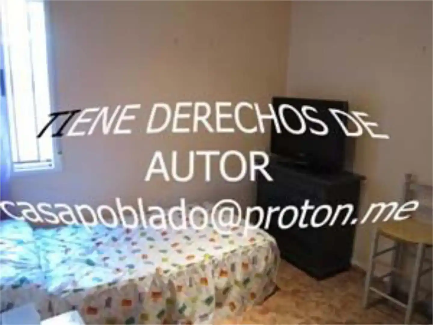 Dormitori de Casa adosada en venda en Villalpardo amb Traster i Moblat