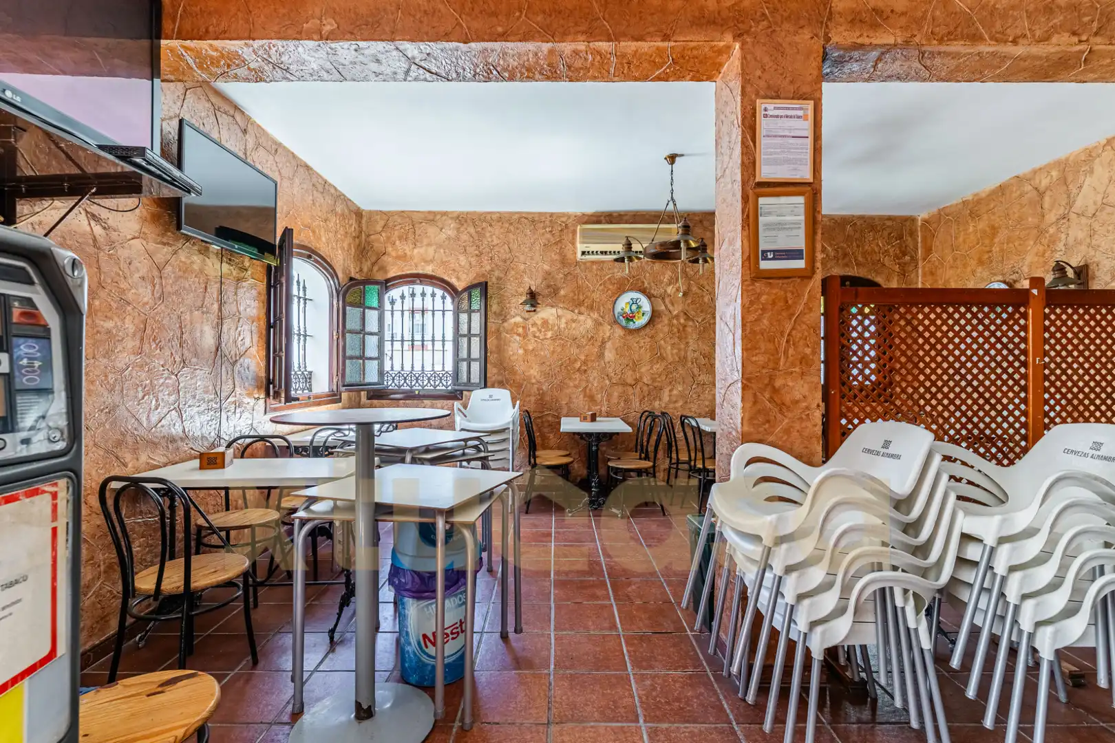 Geschaftsraum zum Verkauf in San Fernando mit Klimaanlage, Terrasse und Möbliert