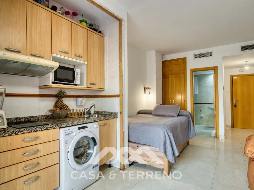 Bedroom of Study for sale in Rincón de la Victoria  with Terrace and Community pool