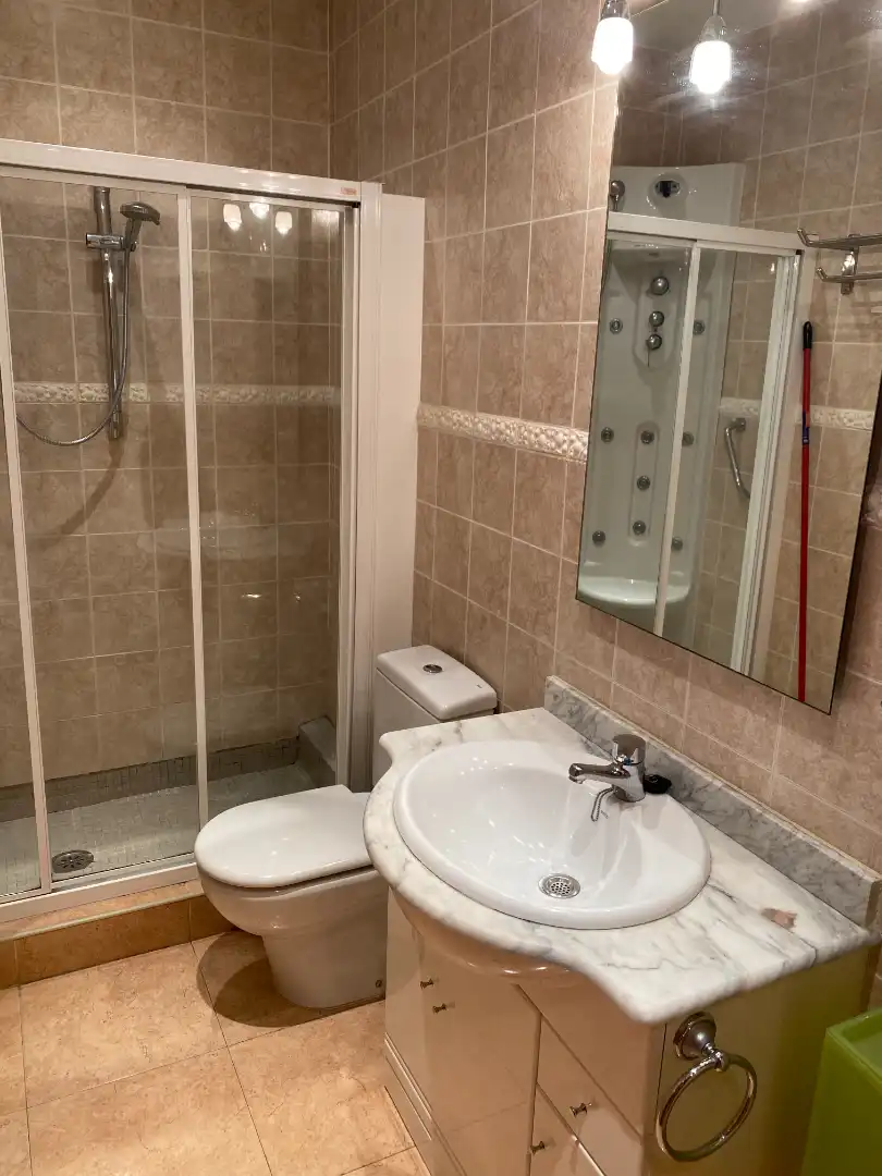 Bany de Apartament en venda en Tarragona amb Aire condicionat, Calefacció i Parquet