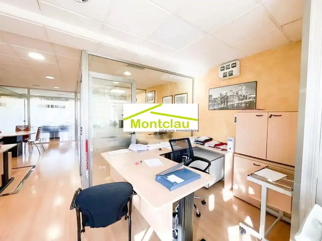 Office for rent in Mollet del Vallès  with Air Conditioner