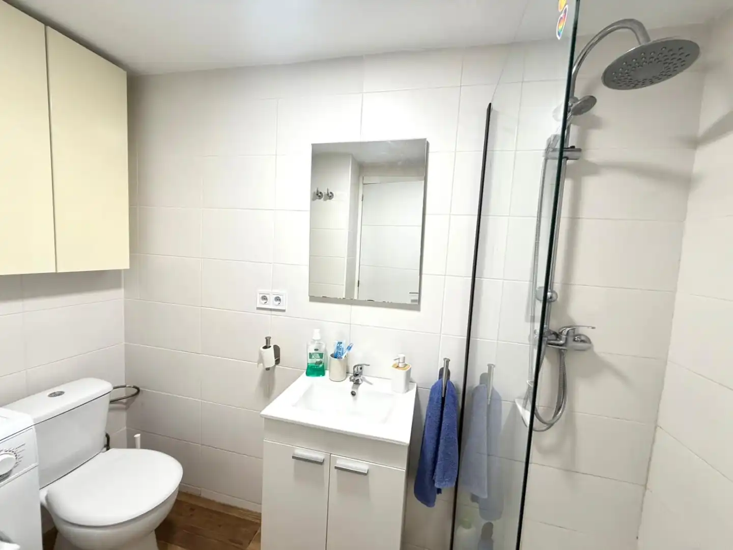 Bathroom of Apartments for sale in Torremolinos