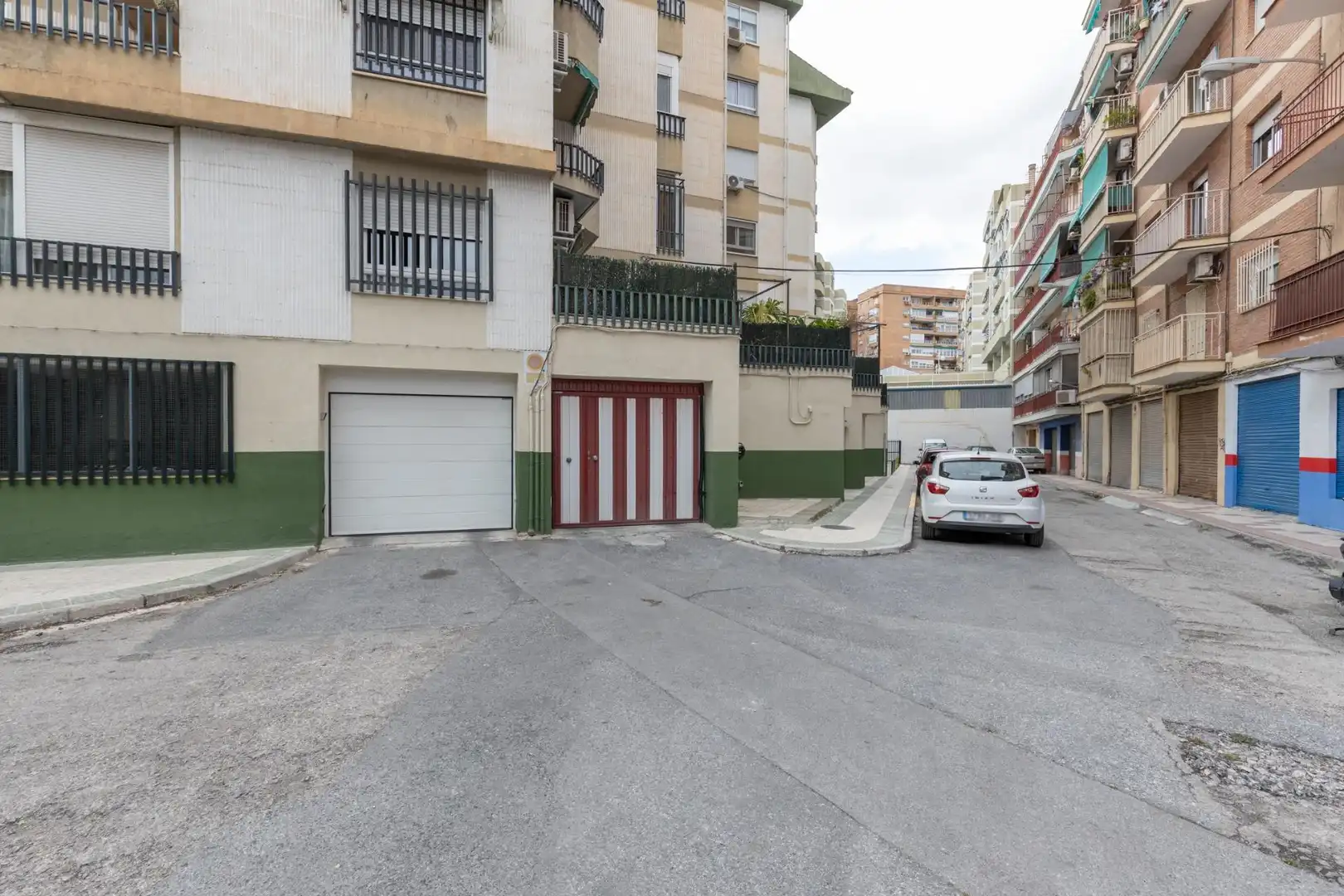 Aparcament de Garatge en venda en Granada