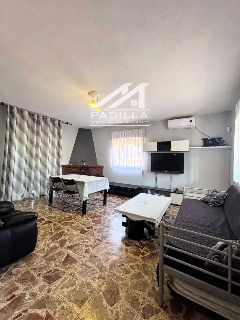 Sala de estar de Casa o chalet en venta en Santa Cruz del Retamar con Aire acondicionado, Calefacción y Terraza