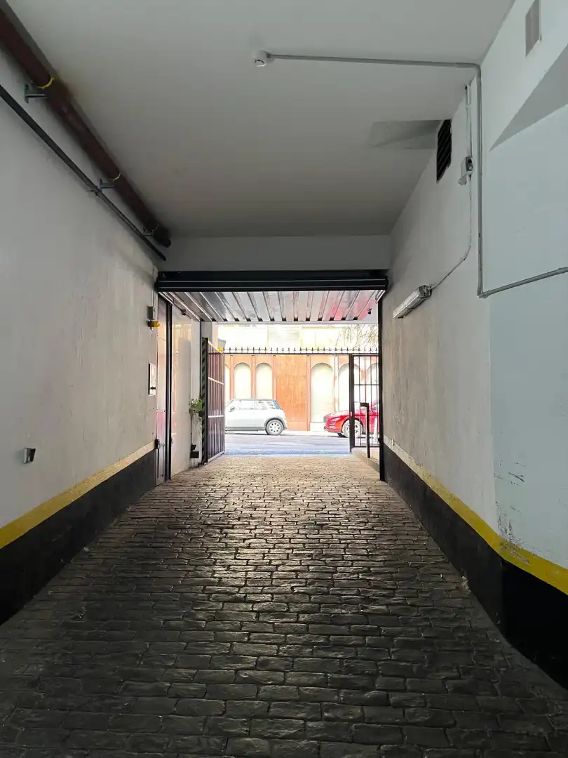 Garage for rent in Madrid