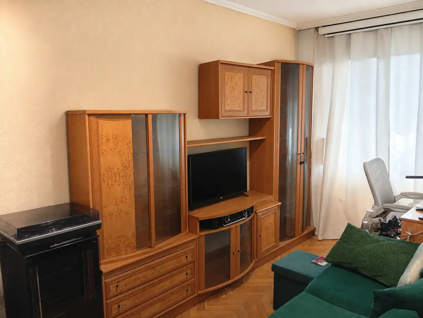 Sala d'estar de Pis en venda en Madrid amb Aire condicionat, Calefacció i Moblat
