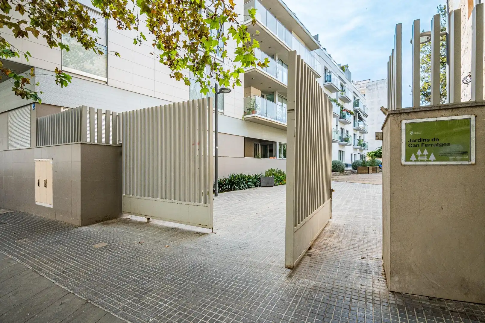 Vista exterior de Pis en venda en Sitges amb Aire condicionat, Calefacció i Terrassa