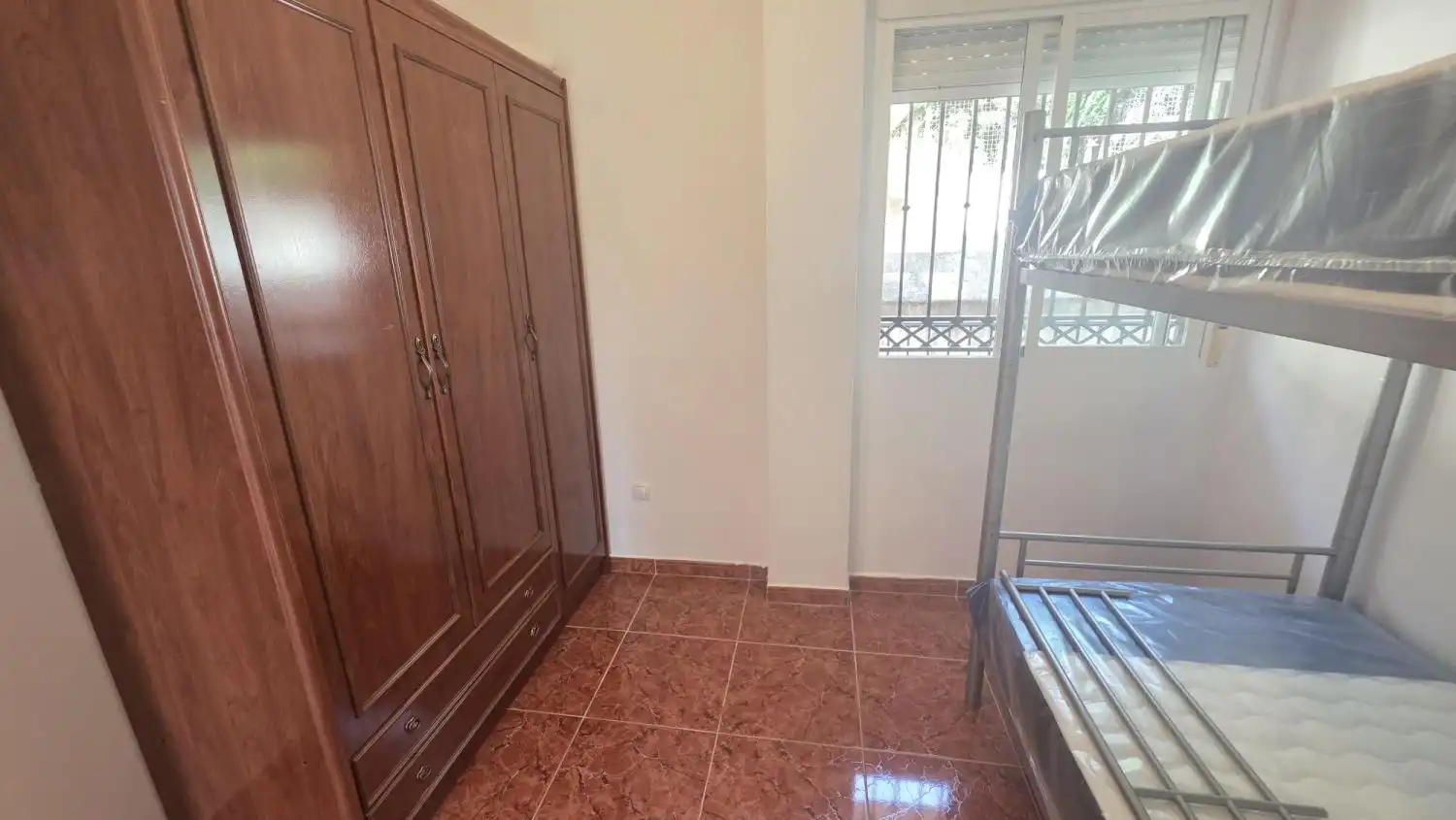 Wohnung zur Miete in Mulhacen, Aljomahima - Ermita
