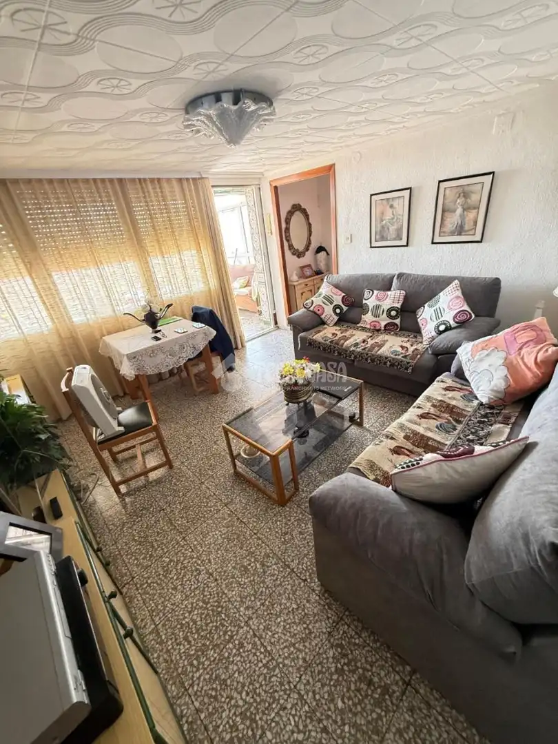 Sala de estar de Ático en venta en Alicante / Alacant con Terraza y Balcón