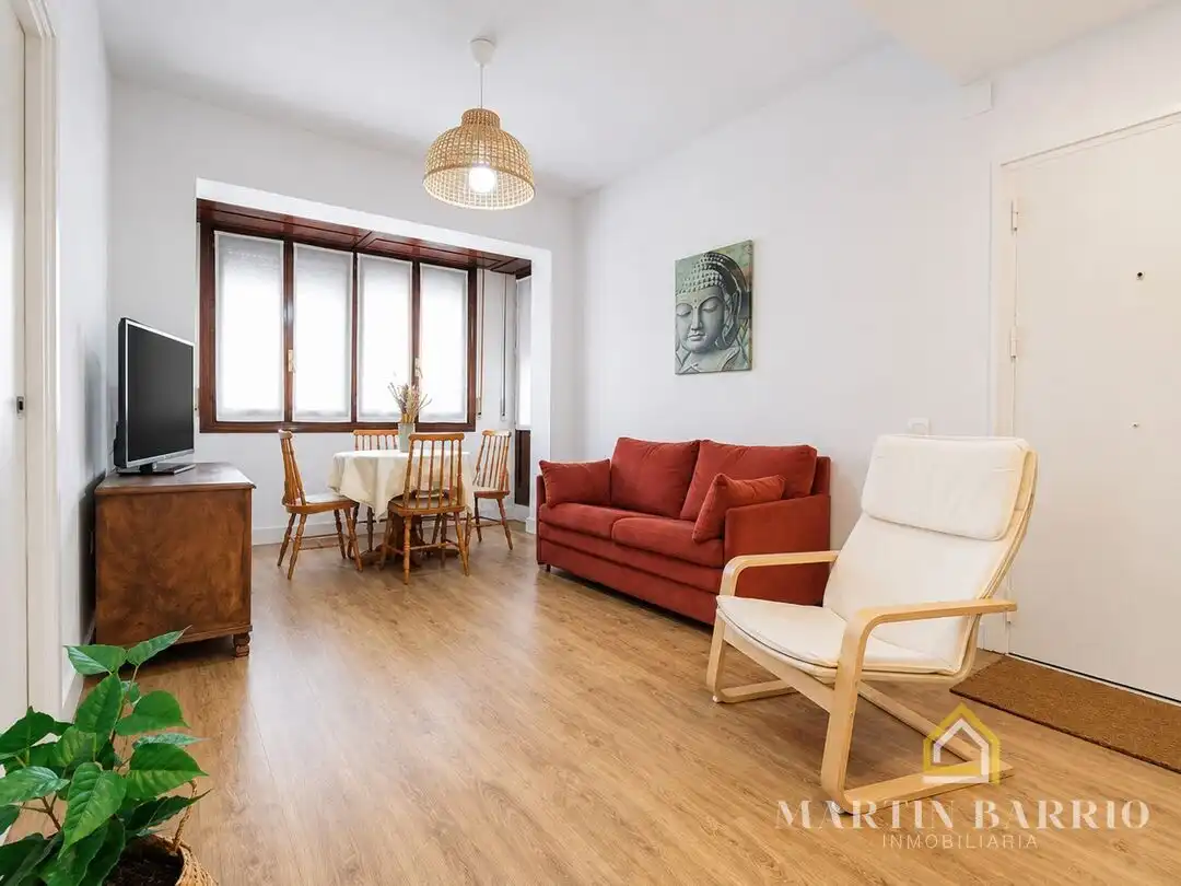 Flat with terrace for sale in Miguel de Cervantes Kalea
