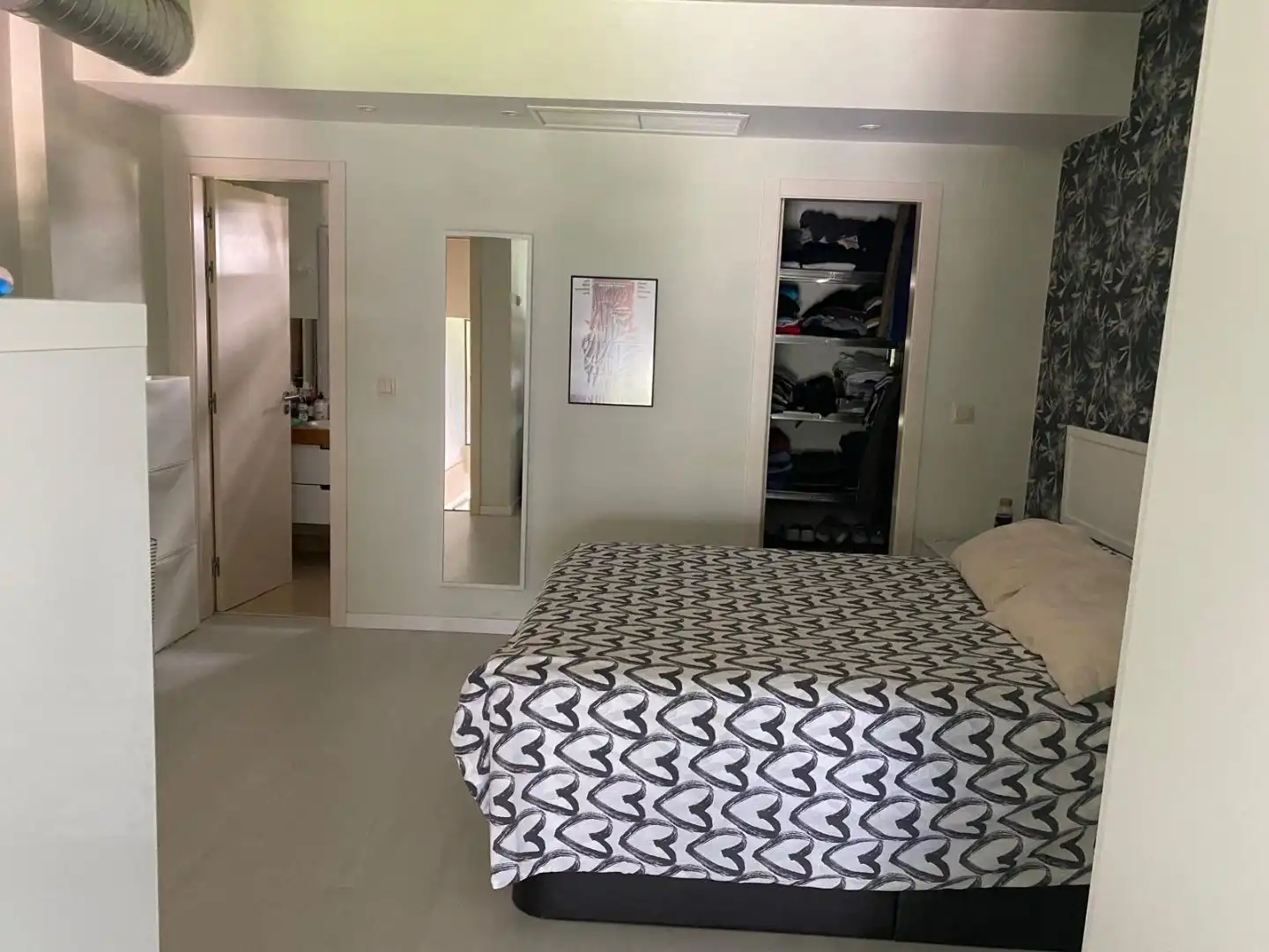 Dormitori de Loft de lloguer en Tres Cantos amb Aire condicionat, Terrassa i Balcó