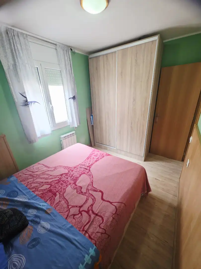 Dormitori de Pis en venda en Terrassa amb Aire condicionat, Calefacció i Moblat