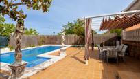 Swimming pool of House or chalet for sale in Arroyomolinos (Madrid)  with Air Conditioner, Terrace and Swimming Pool