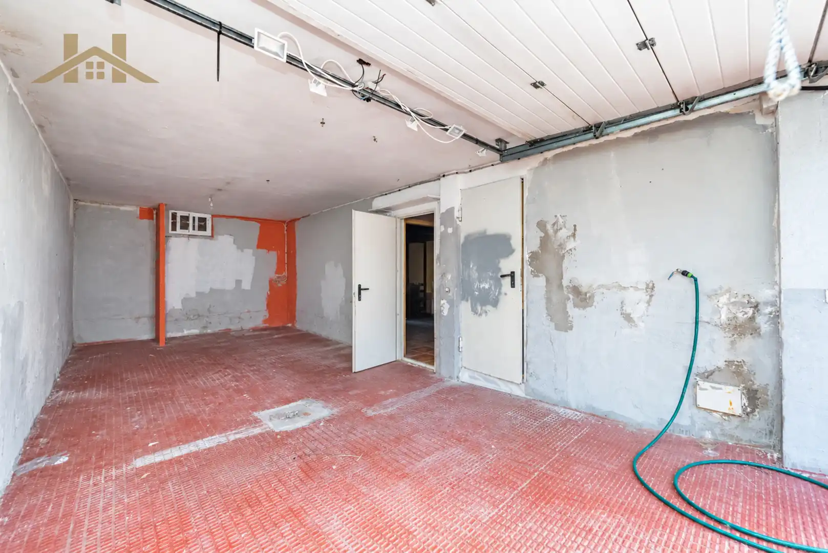 Terraced house with pool for sale in Calle Miguel de Cervantes 120, imagen 35