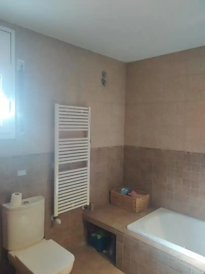 Bany de Casa o xalet en venda en L'Escala amb Balcó