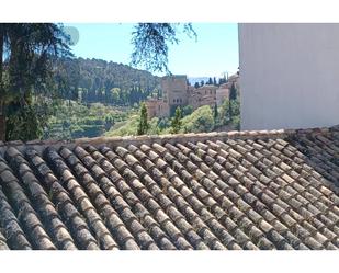 Exterior view of Single-family semi-detached for sale in  Granada Capital  with Terrace